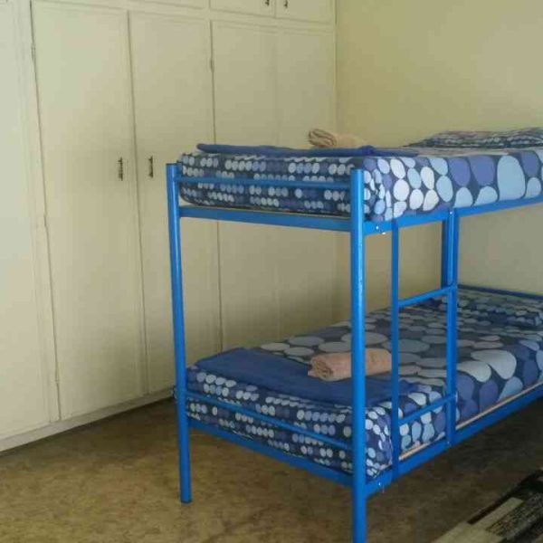 Intaka Guesthouse Backpackers Room 3