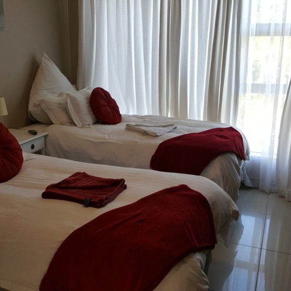 Intaka Guesthouse Peacock Room 1